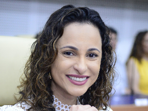 TASSIANY COSTA OLIVEIRA